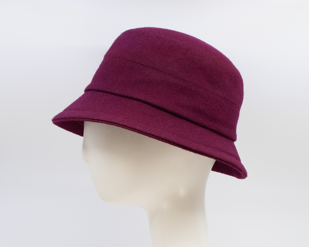Wool Classic: Finley - Wine (Side View)