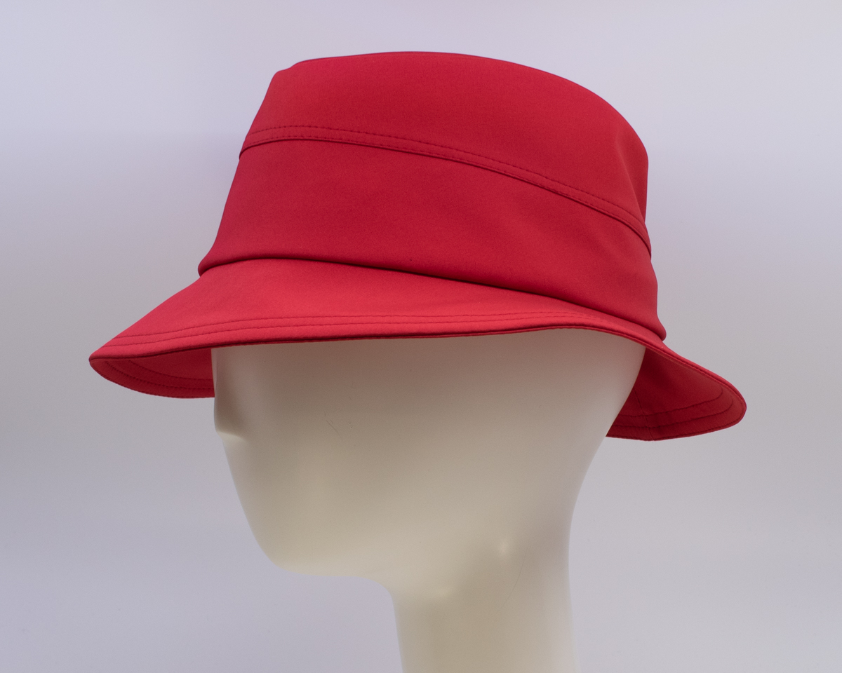 Rainy Day: Dakota - Red (Side View)