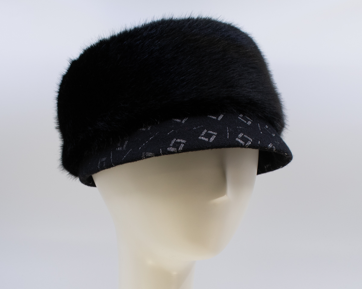 Black & Grey: Trapper Jane - Square/Sochi (Faux Fur) (Side View 2)