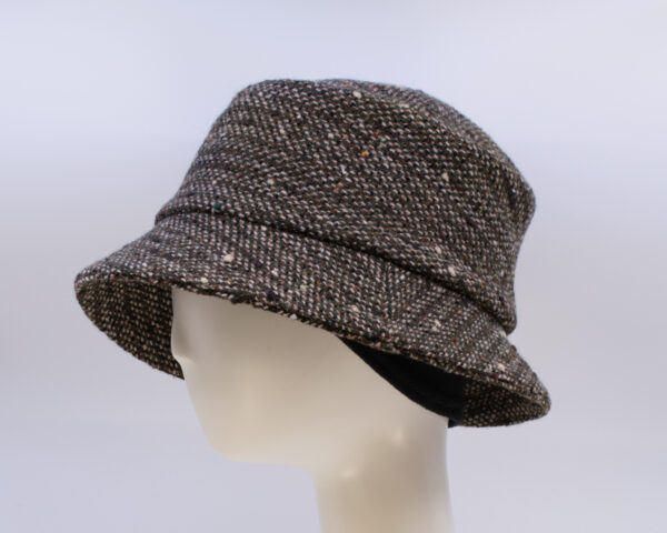 Green Tweeds: Avery - Olive Monodo (Side View) (Ear Cuff)