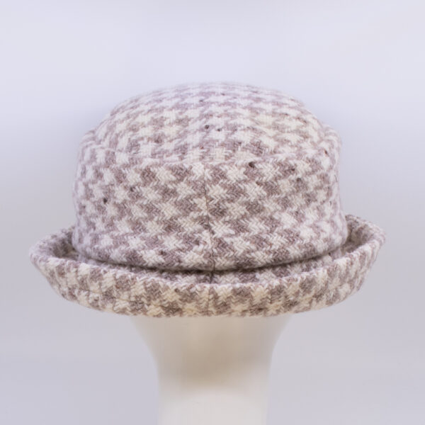 Neutral Zone: Chelsea - Fig (Back View)