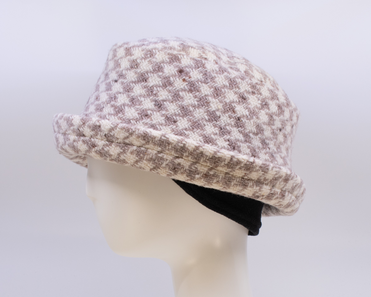 Neutral Zone: Chelsea - Fig (Side View) (Ear Cuff)