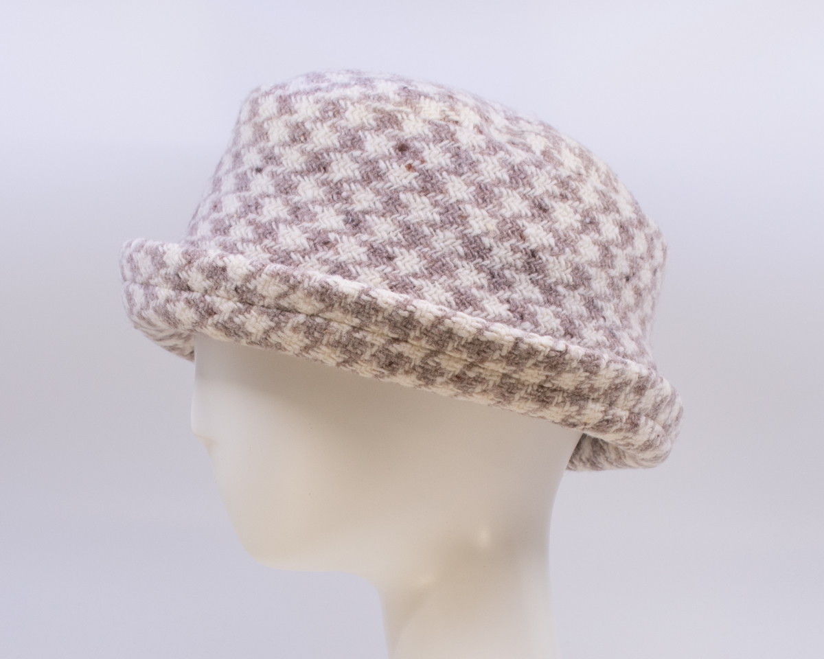 Neutral Zone: Chelsea - Fig (Side View)