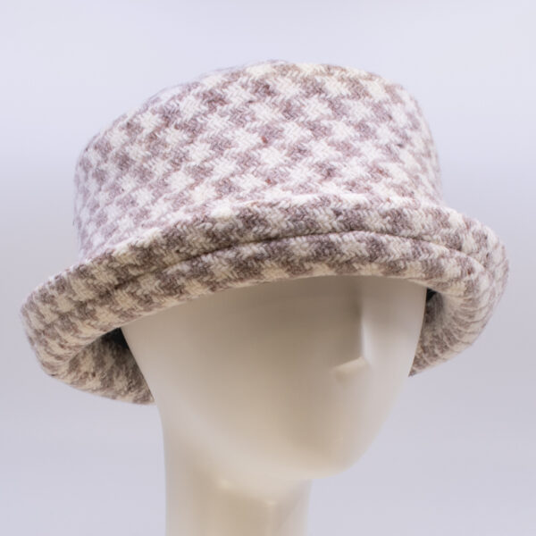 Neutral Zone: Chelsea - Fig (Side View 2)