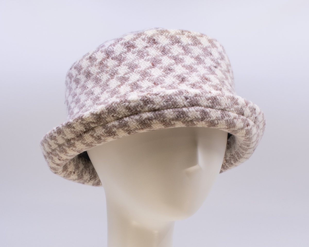 Neutral Zone: Chelsea - Fig (Side View 2)