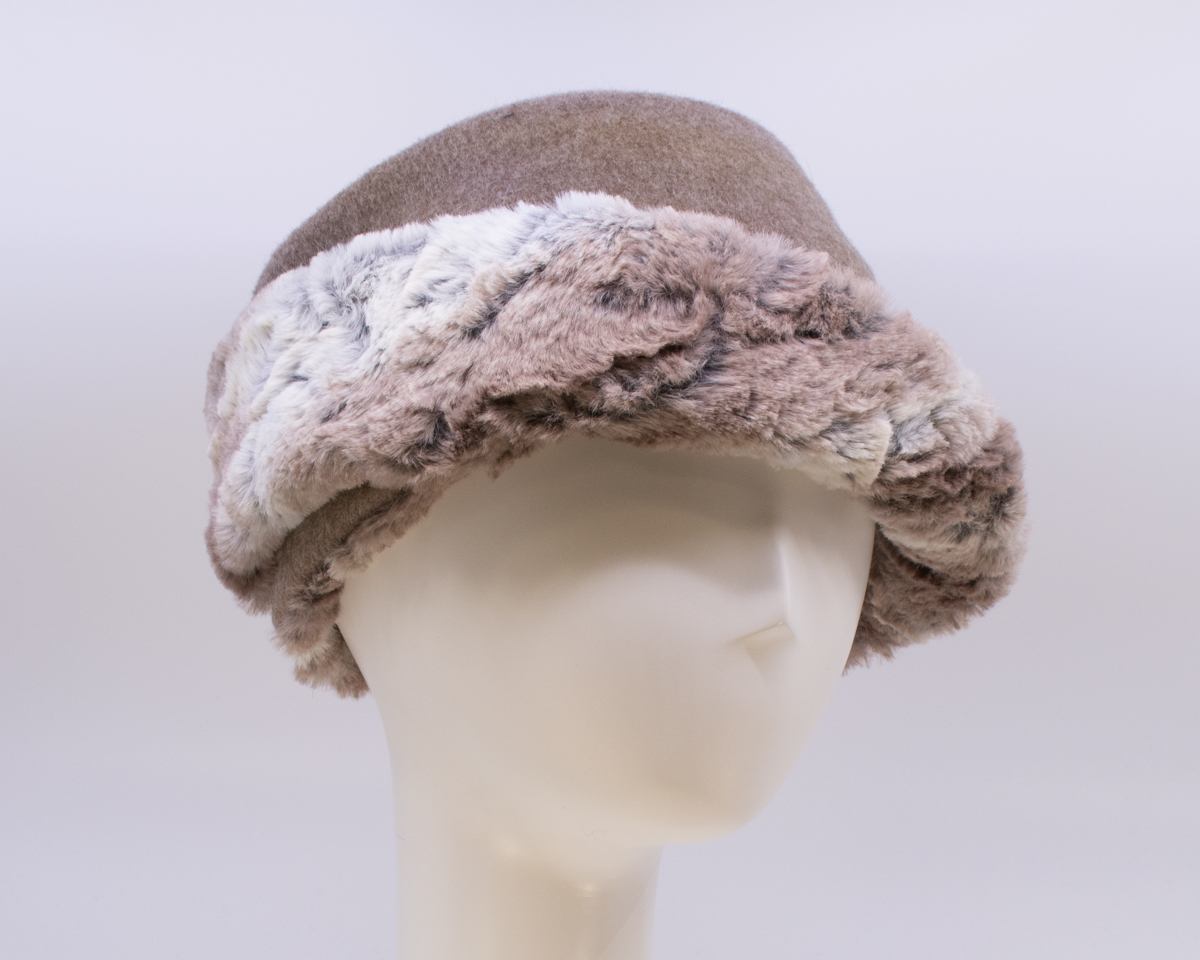 Neutral Zone: Lauren - Sand/Faux Fur (Side View 2)