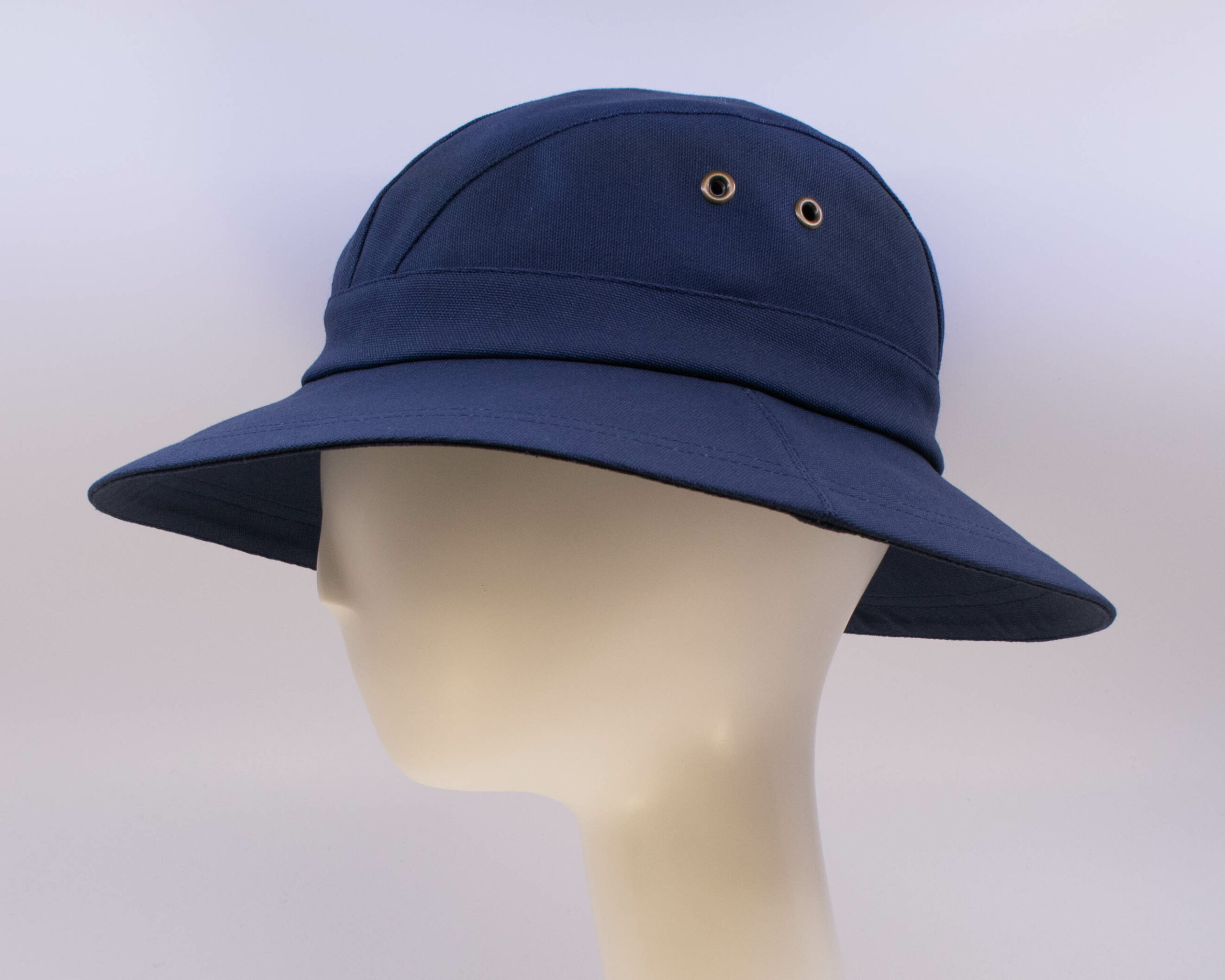 Lake Country: Isak - Navy (Side View)