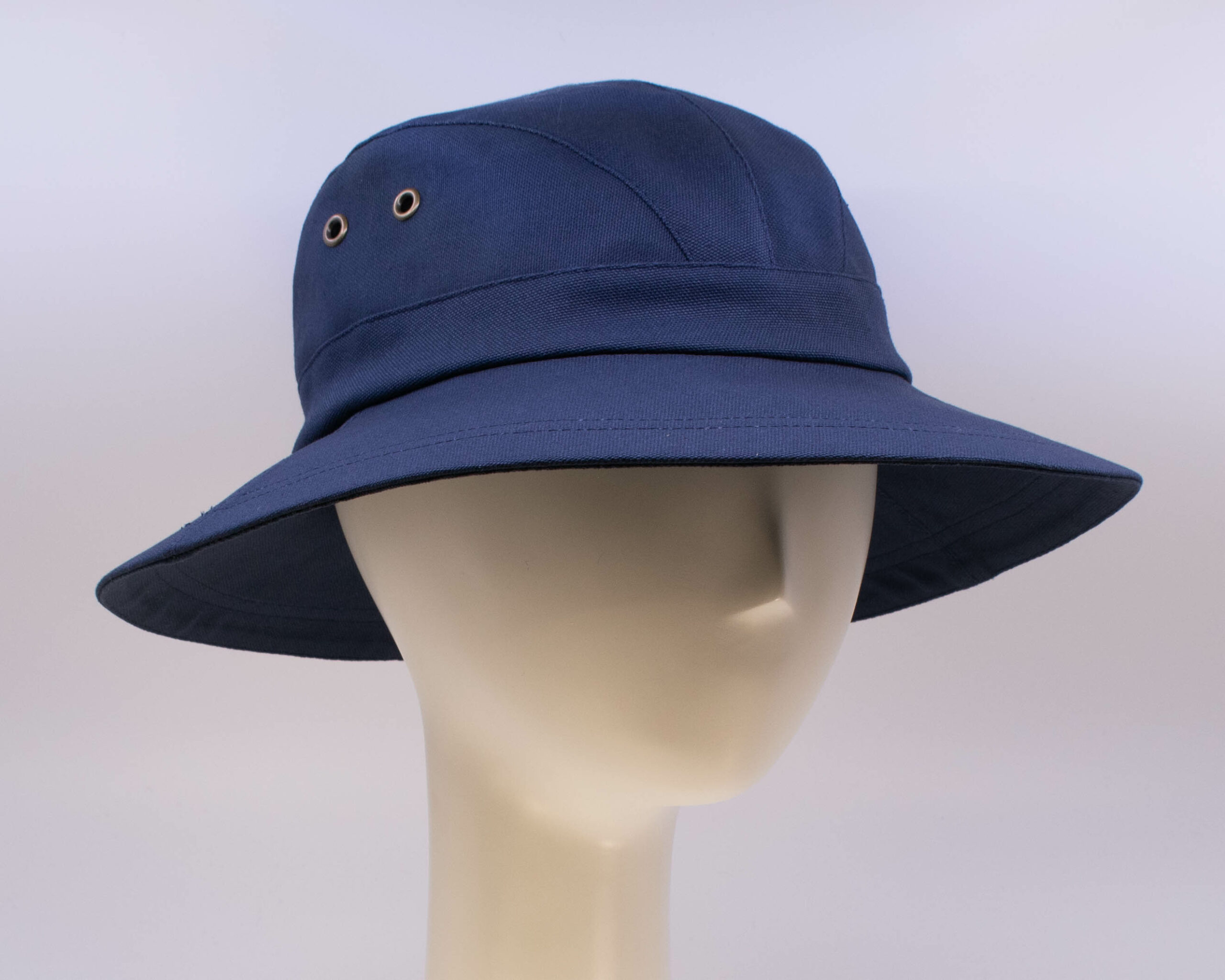 Lake Country: Isak - Navy (Side View 2)