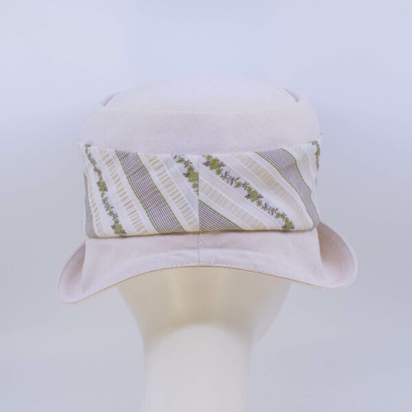 Rose Garden: Jeanette - Natural/Garland-v2 (Back View)