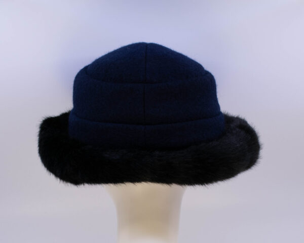 Boiled Wool: Stella - Navy/Sochi (Faux Fur) (Back View)