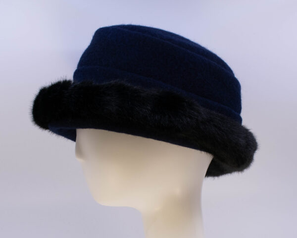 Boiled Wool: Stella - Navy/Sochi (Faux Fur) (Side View)