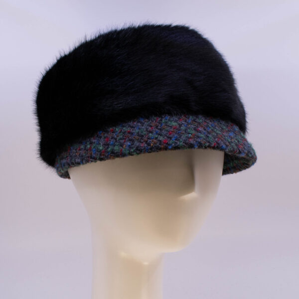 Mohair: Trapper Jane - Tweed/Sochi (Faux Fur) (Side View 2)