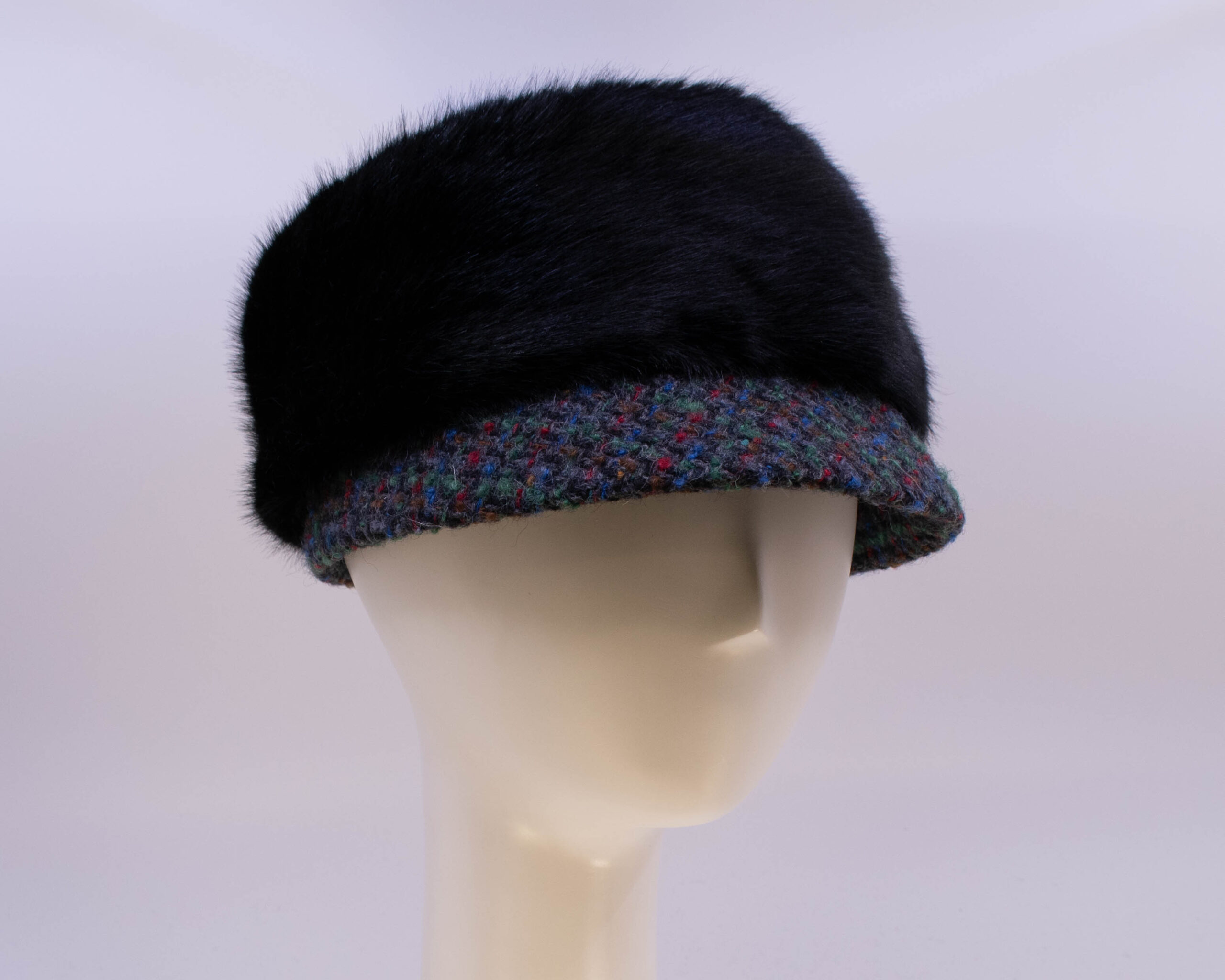 Mohair: Trapper Jane - Tweed/Sochi (Faux Fur) (Side View 2)