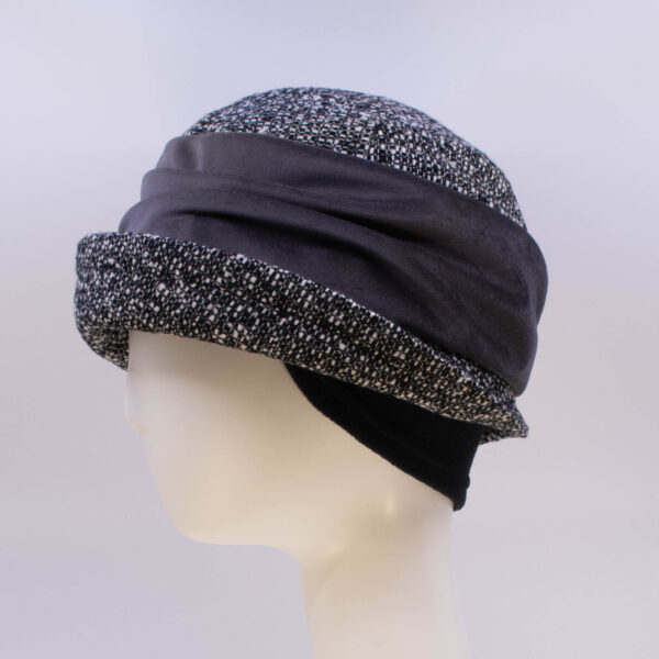 Tweeds: Jeanette (Velvet) - Black/Grey (Side View Ear Cuff)
