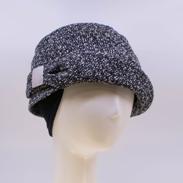 Tweeds: Lexi - Black (Side View 2 Ear Cuff)