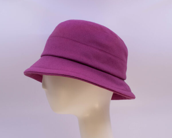 Wool Classic: Finley - Carnation (Side View)