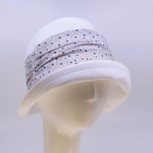 Chambray: Jeanette - White/Daisy (Side View 2)