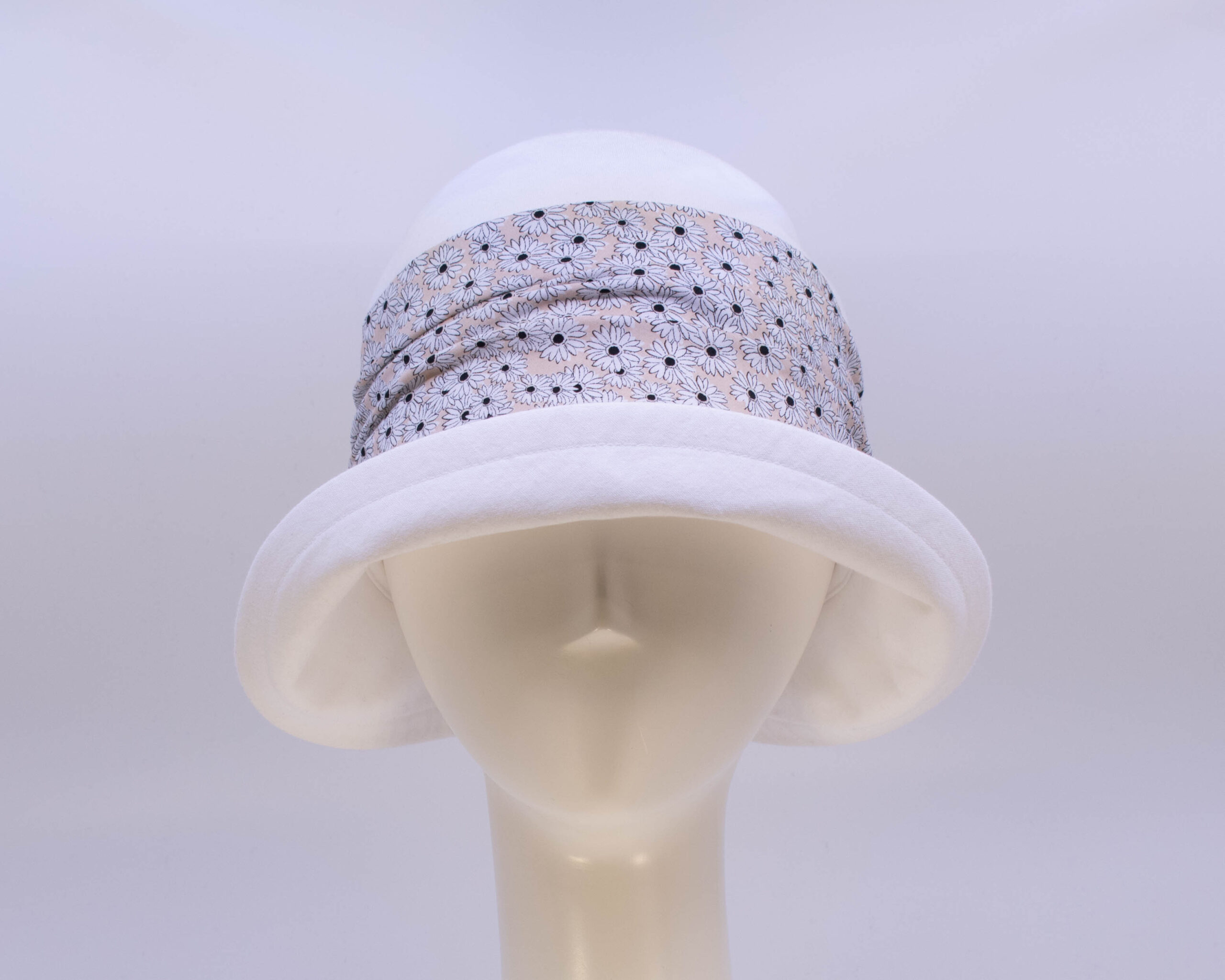 Chambray: Jeanette - White/Daisy