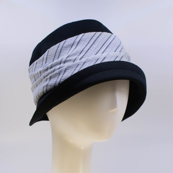 Gabriola: Jeanette - Black/Stripe (Side View 2)