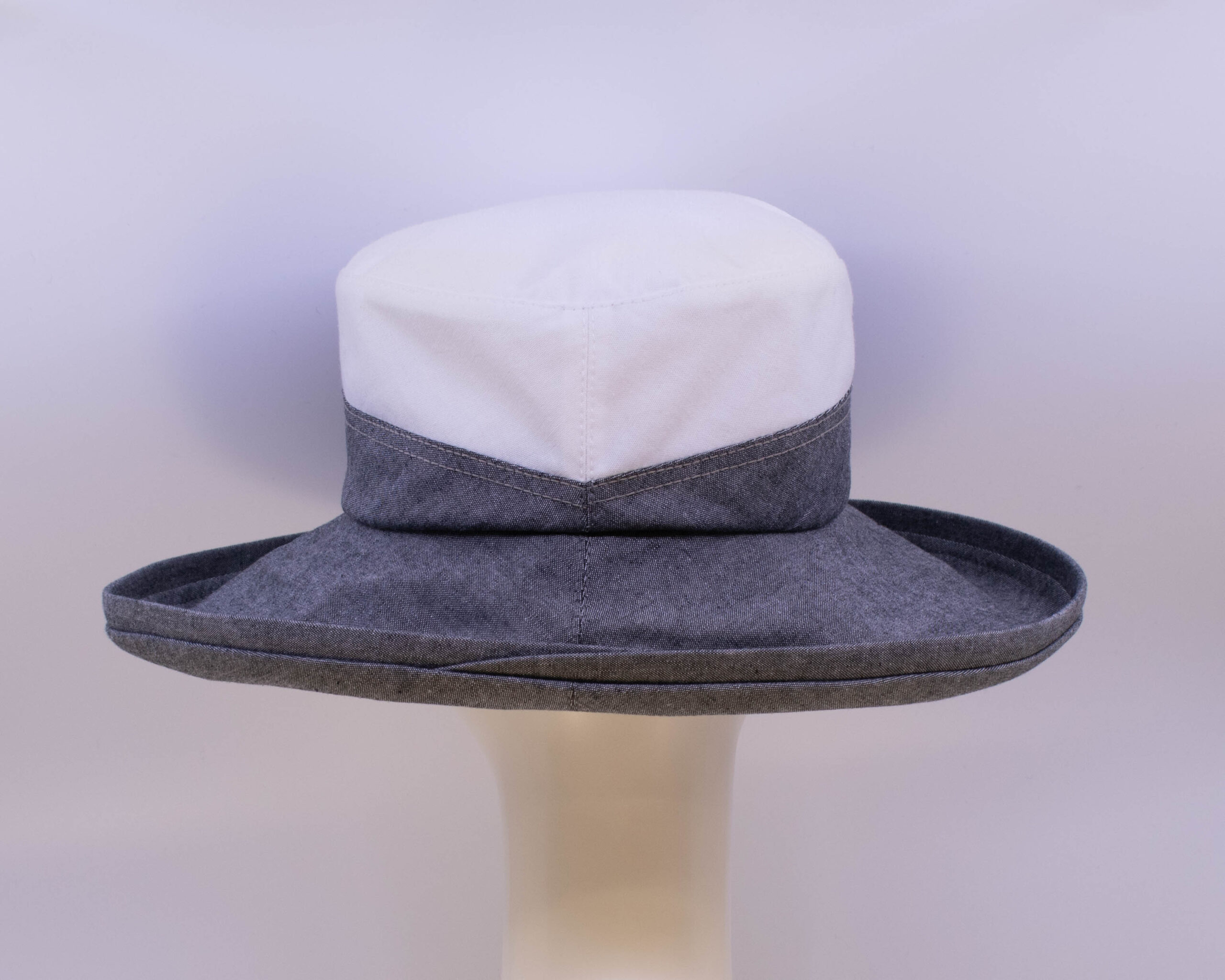 Chambray: Pamela - Grey/White (Back View)