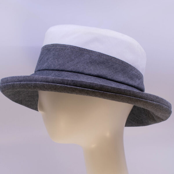Chambray: Pamela - Grey/White (Side View)