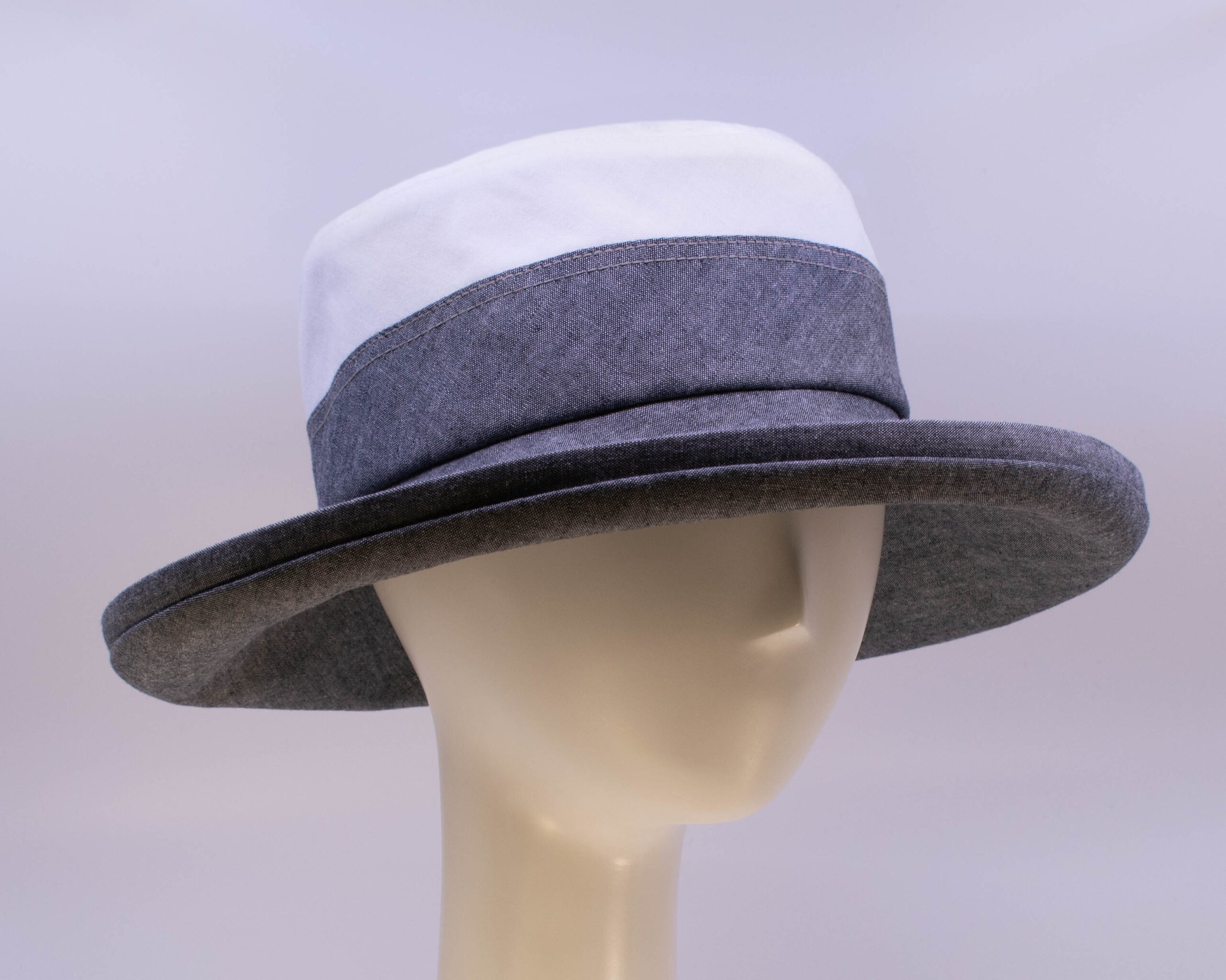 Chambray: Pamela - Grey/White (Side View 2)