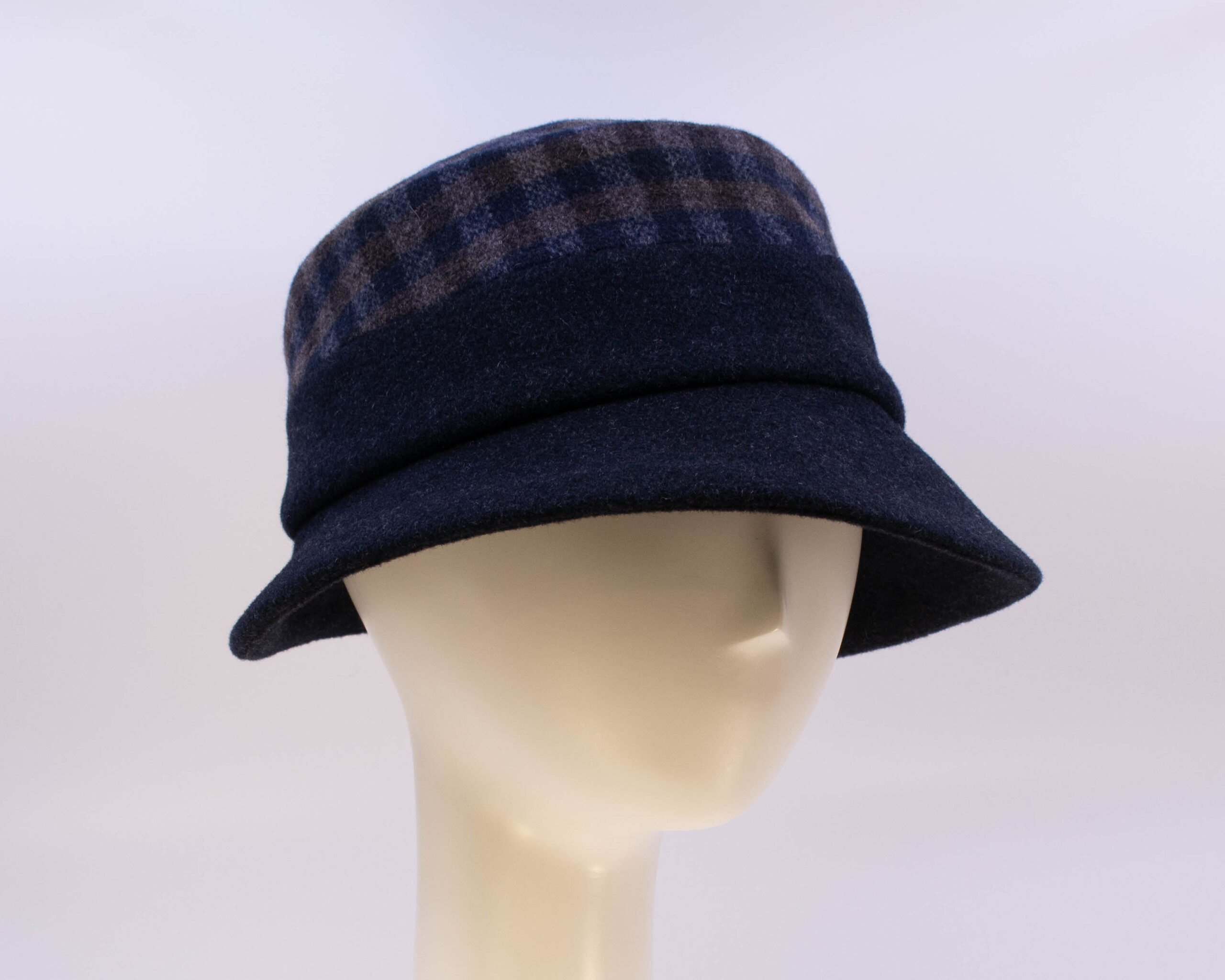 Town & Country: Kaitlin - Navy Check (Side View 2)