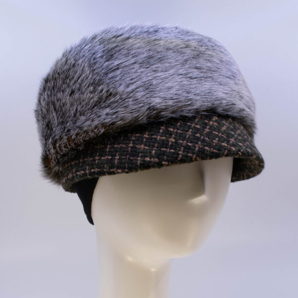 Hidden Fox: Trapper Jane (Faux Fur) - Moss/Fox (Side View 2 Ear Cuff)