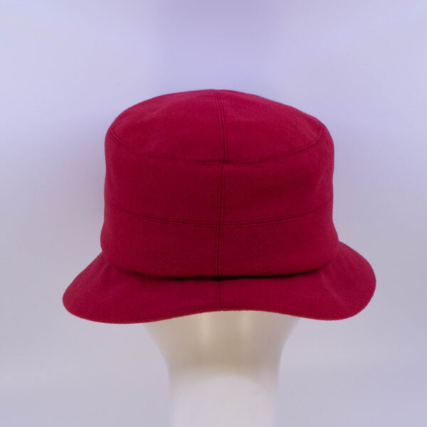 Wool Classic: Kaitlin - Red (Back View)