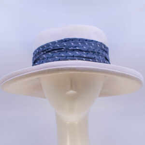 Lake Country: Bridget - Natural/Navy