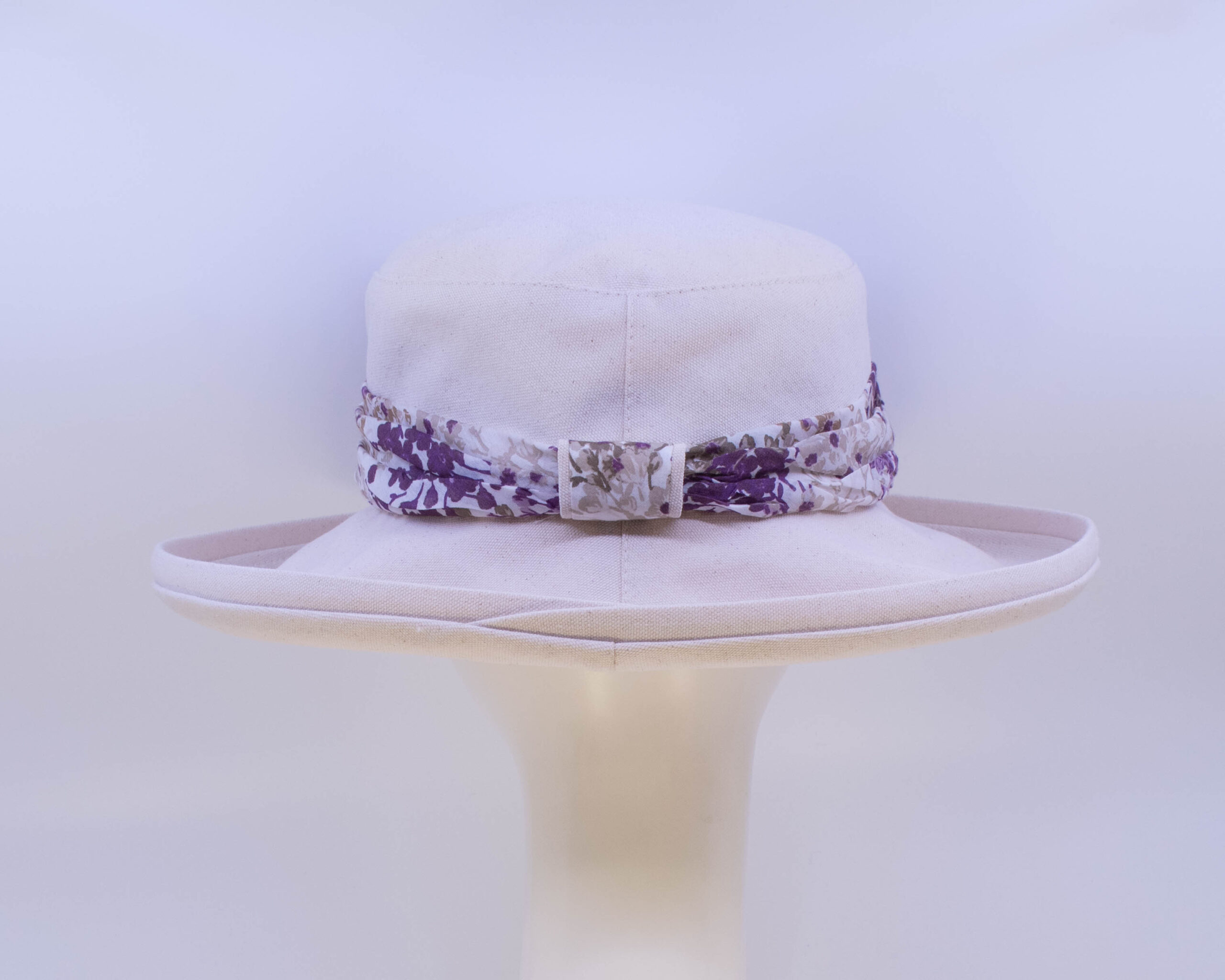 Lake Country: Bridget - Natural/Plum (Back View)