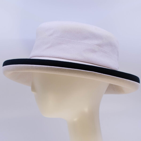 Lake Country: Pamela - Natural/Black (Side View)