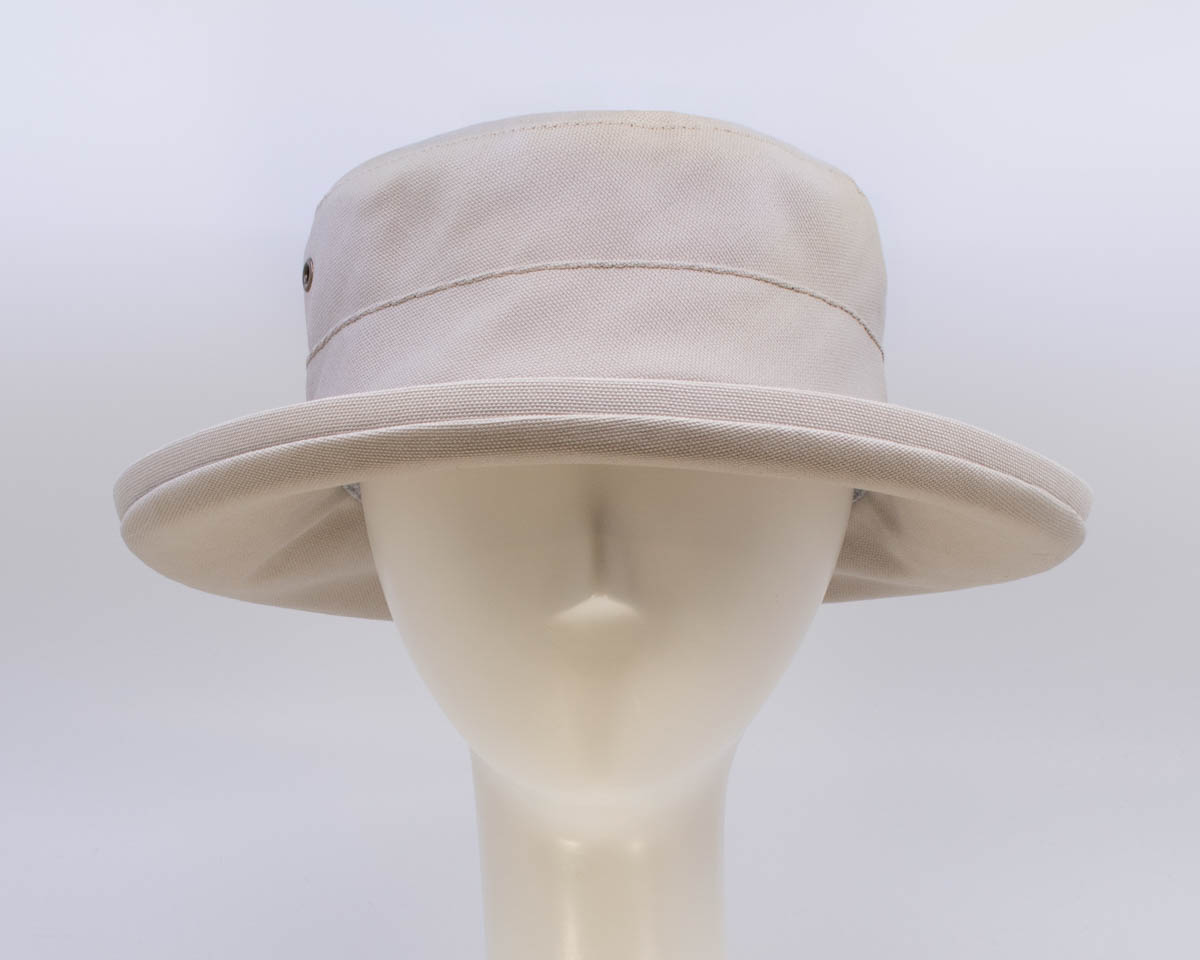 Lake Country: Miranda - Bone