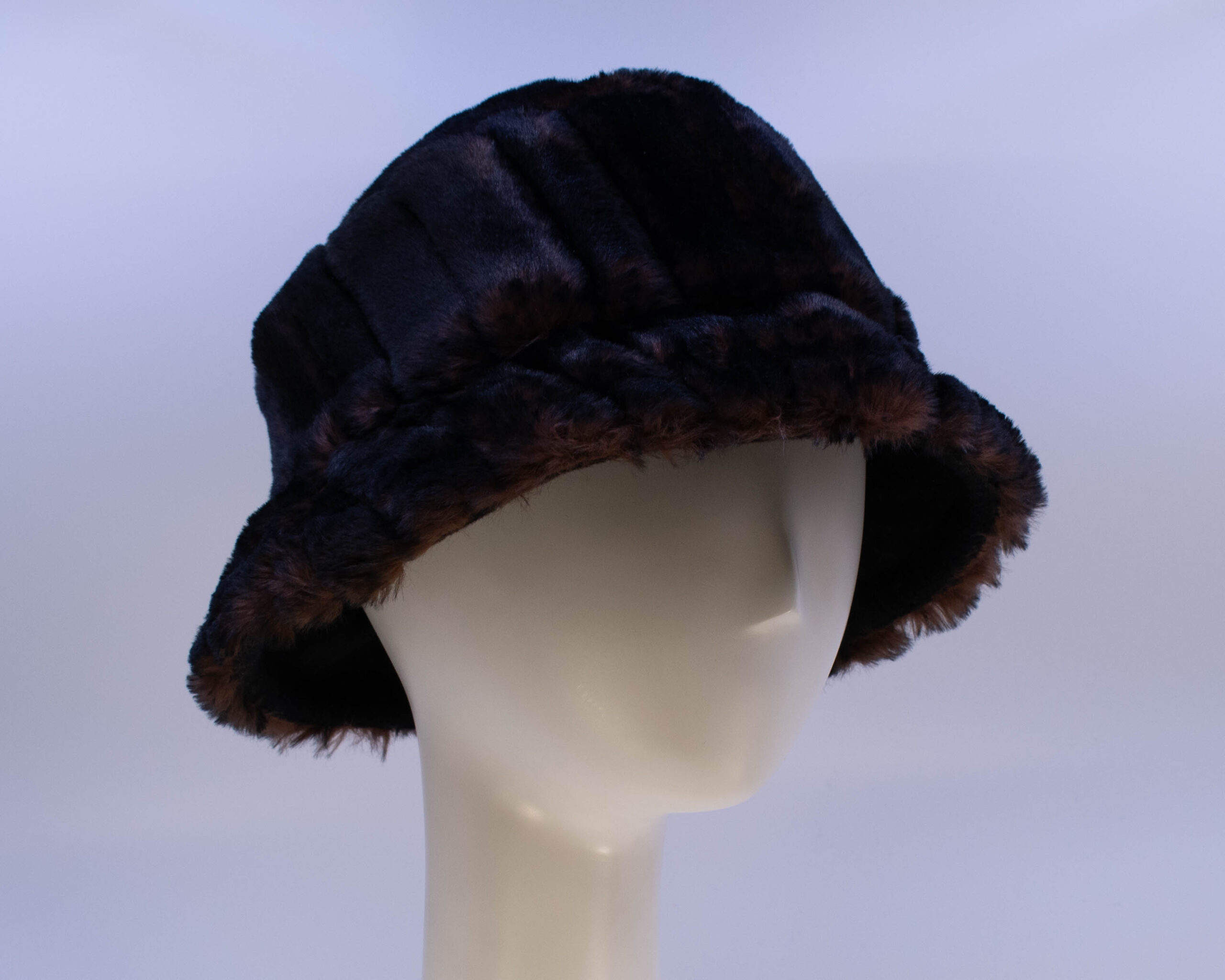 Tundra: Avery - Cherry Cola (Side View 2)