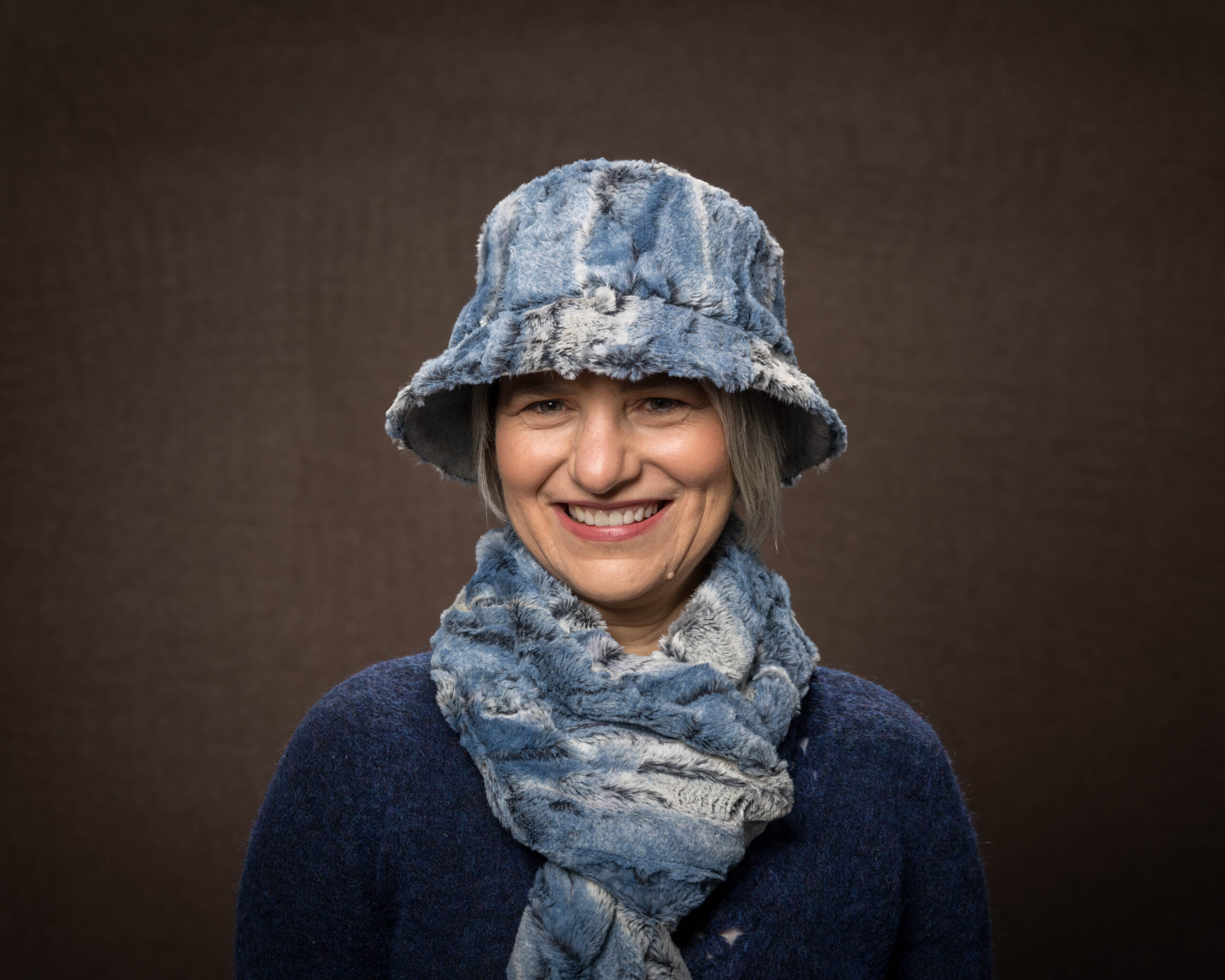 Tundra: Avery & Scarf - Denim