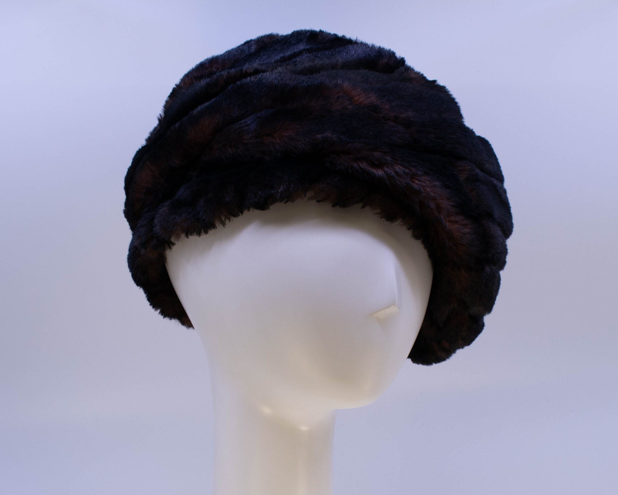 Tundra: Coco - Cherry Cola (Side View 2)