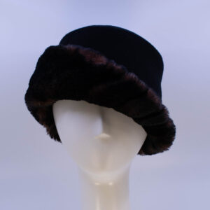 Tundra: Lauren - Black/Cherry Cola