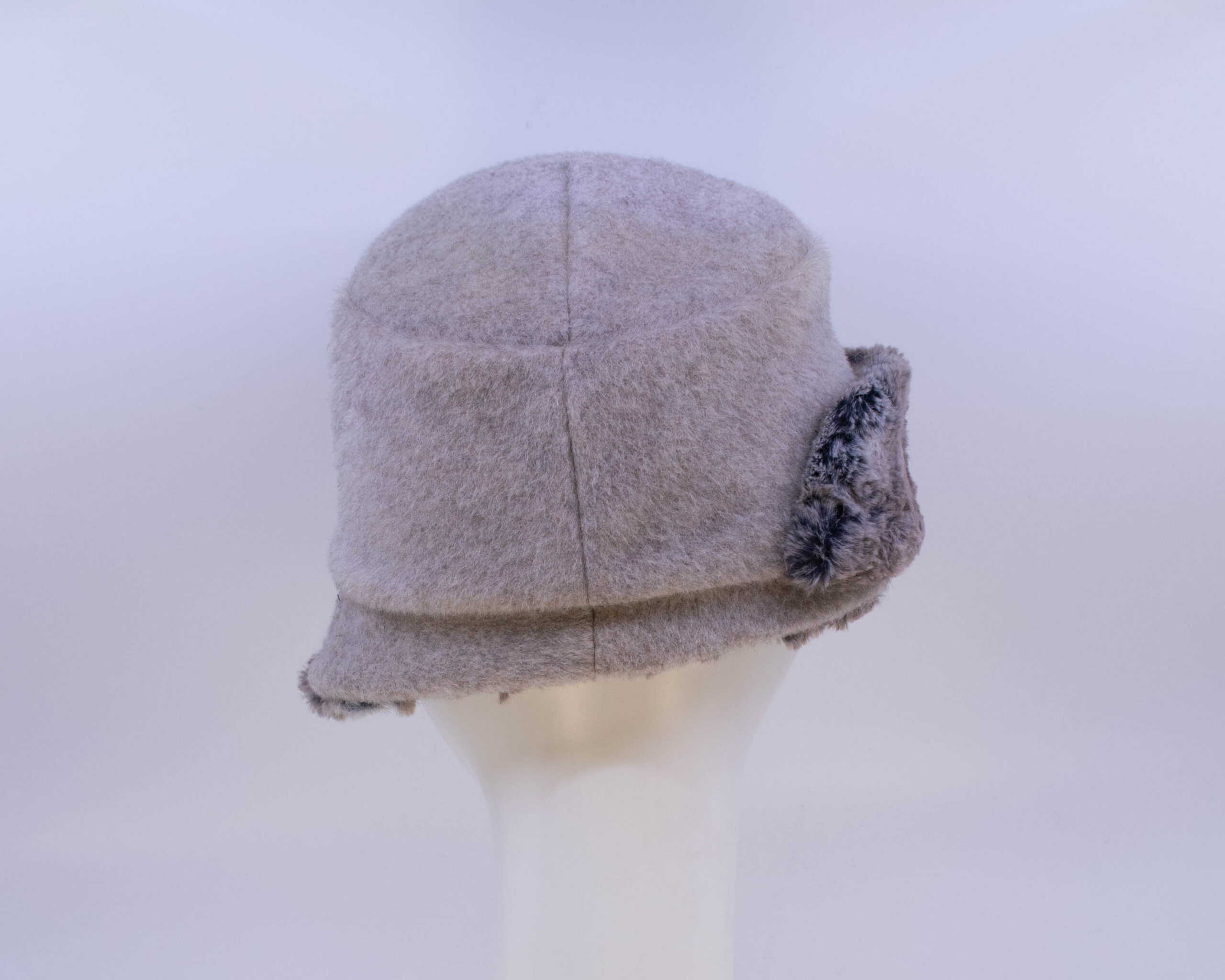 Tundra: Lauren - Sand/Mountain Fox (Back View)