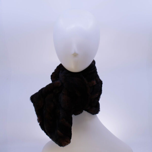 Tundra: Scarf - Cherry Cola