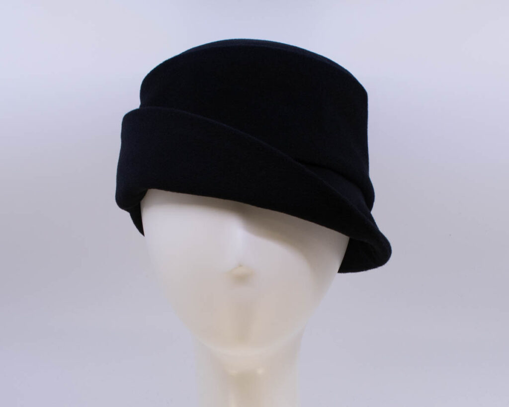 Wool Classic: Lauren (Cashmere) - Black