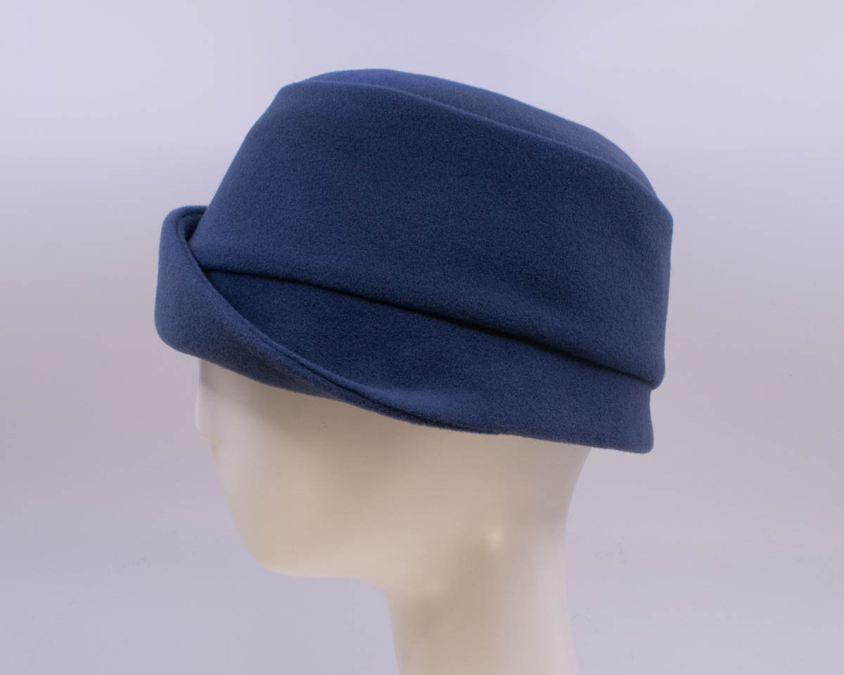 Wool Classic: Lauren (Cashmere) - Blue (Side View)