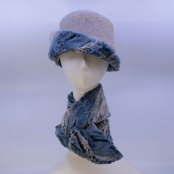 Tundra: Lauren & Scarf - Silver Mohair/Denim