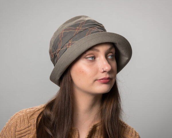Neutrals: Jeanette