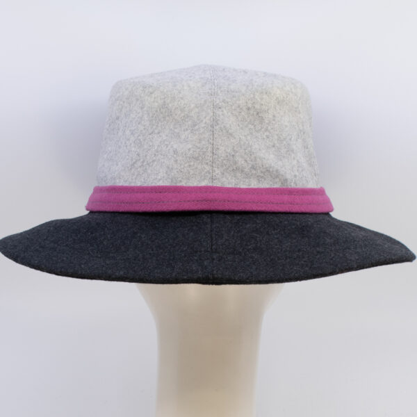 Wool Classic: Alexandra - Carnation Band (Back View)