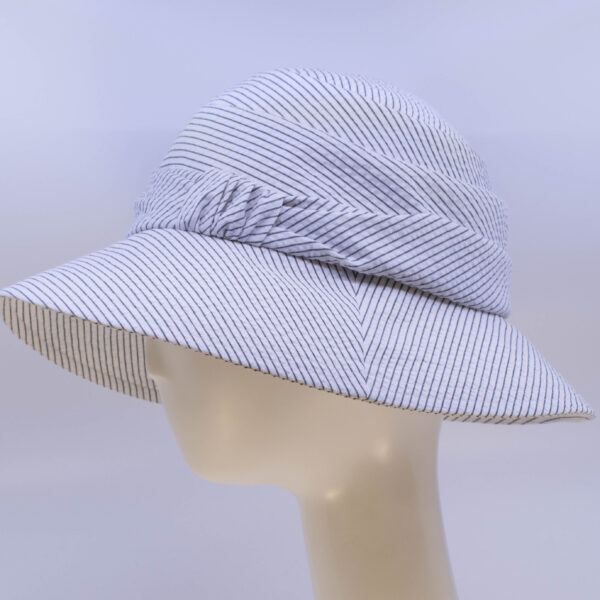 Seersucker: Nora - Black/Cream (Side View)